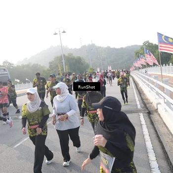 Runner Photo 6878116