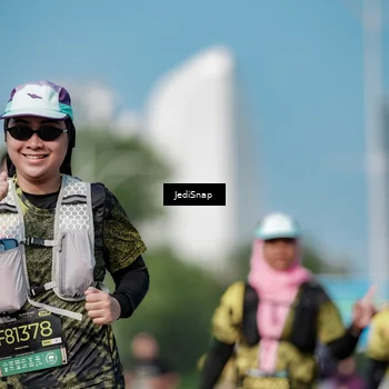 Runner Photo 6878166