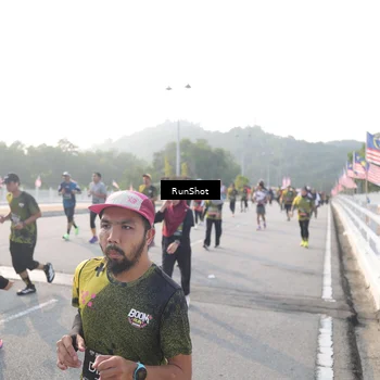 Runner Photo 6878179