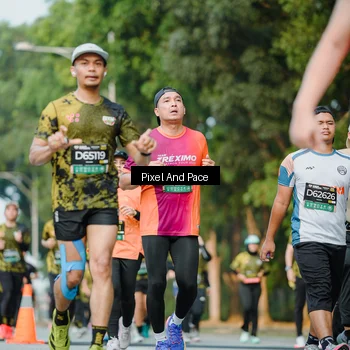 Runner Photo 6878182