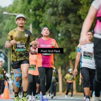 Runner Photo 6878183