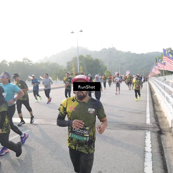 Runner Photo 6878188