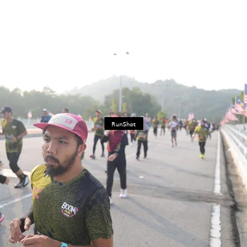 Runner Photo 6878195