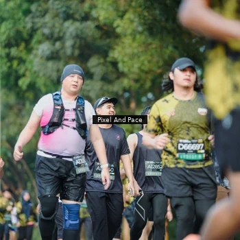 Runner Photo 6878200