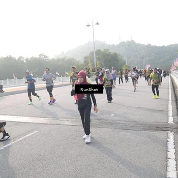 Runner Photo 6878202