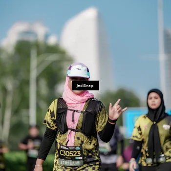 Runner Photo 6878206