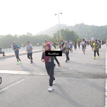 Runner Photo 6878213