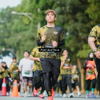Runner Photo 6878239