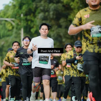Runner Photo 6878271