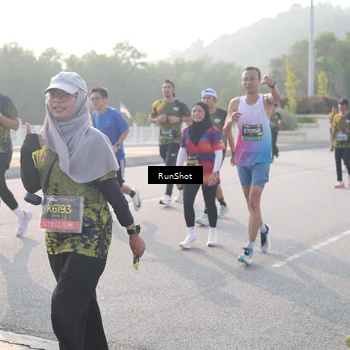 Runner Photo 6878283