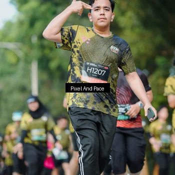 Runner Photo 6878285