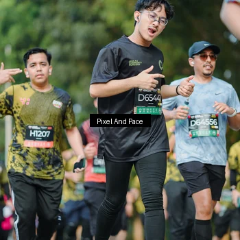 Runner Photo 6878297