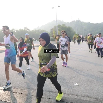 Runner Photo 6878318