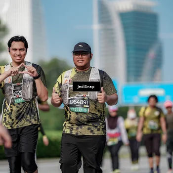 Runner Photo 6878396