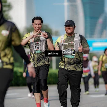 Runner Photo 6878398