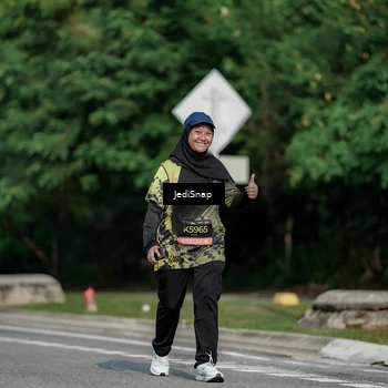Runner Photo 6878435