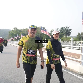 Runner Photo 6878447