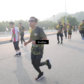 Runner Photo 6878465