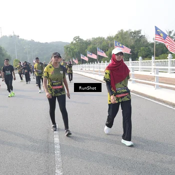 Runner Photo 6878528