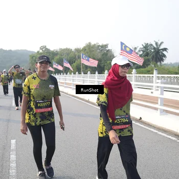 Runner Photo 6878530