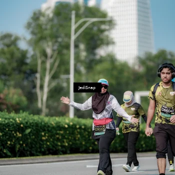 Runner Photo 6878566