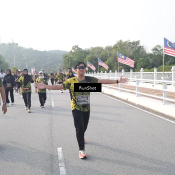 Runner Photo 6878581