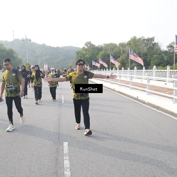 Runner Photo 6878586