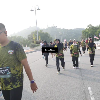 Runner Photo 6878600