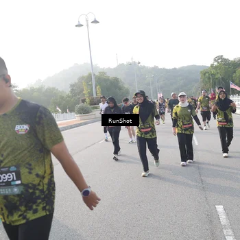 Runner Photo 6878601