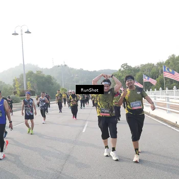 Runner Photo 6878655
