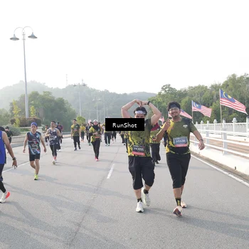 Runner Photo 6878657