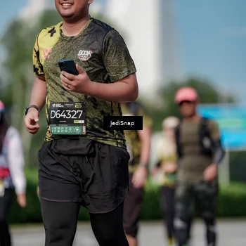 Runner Photo 6878669