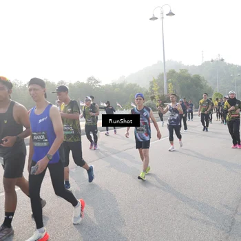 Runner Photo 6878683