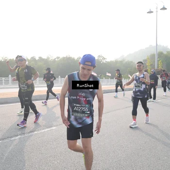 Runner Photo 6878705