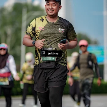 Runner Photo 6878719