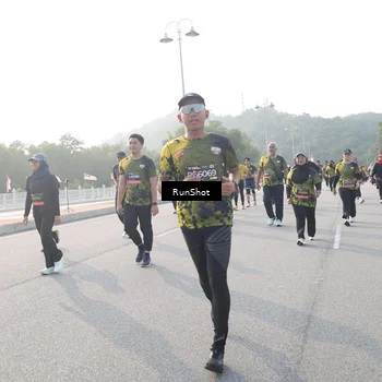 Runner Photo 6878752