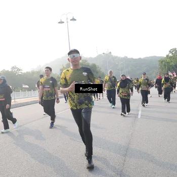 Runner Photo 6878754