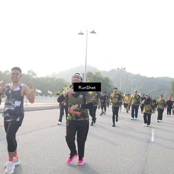 Runner Photo 6878756