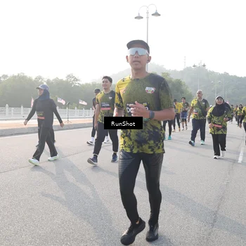 Runner Photo 6878764