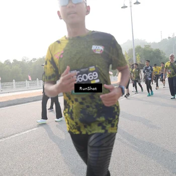Runner Photo 6878770
