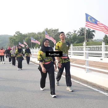 Runner Photo 6878789
