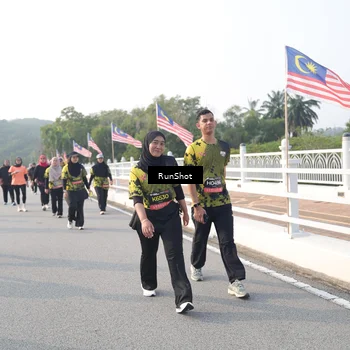 Runner Photo 6878792