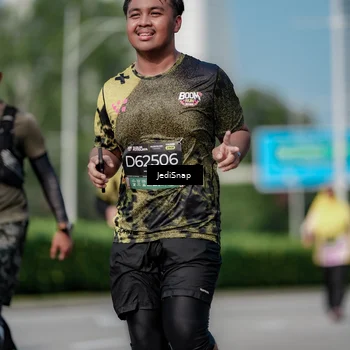 Runner Photo 6878793