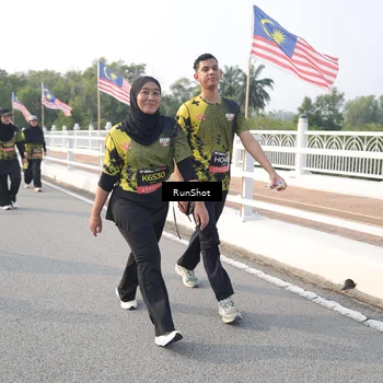 Runner Photo 6878800