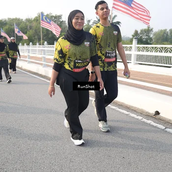 Runner Photo 6878809