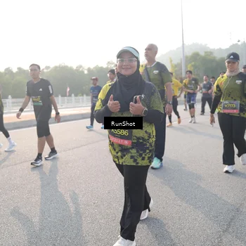 Runner Photo 6878816