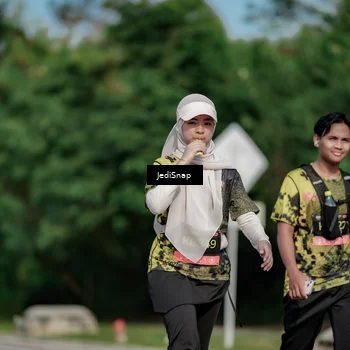 Runner Photo 6878820