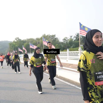 Runner Photo 6878822