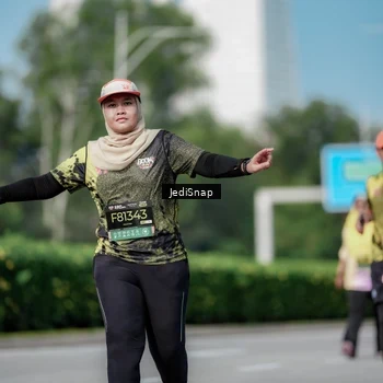 Runner Photo 6878840