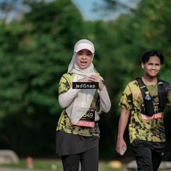 Runner Photo 6878842